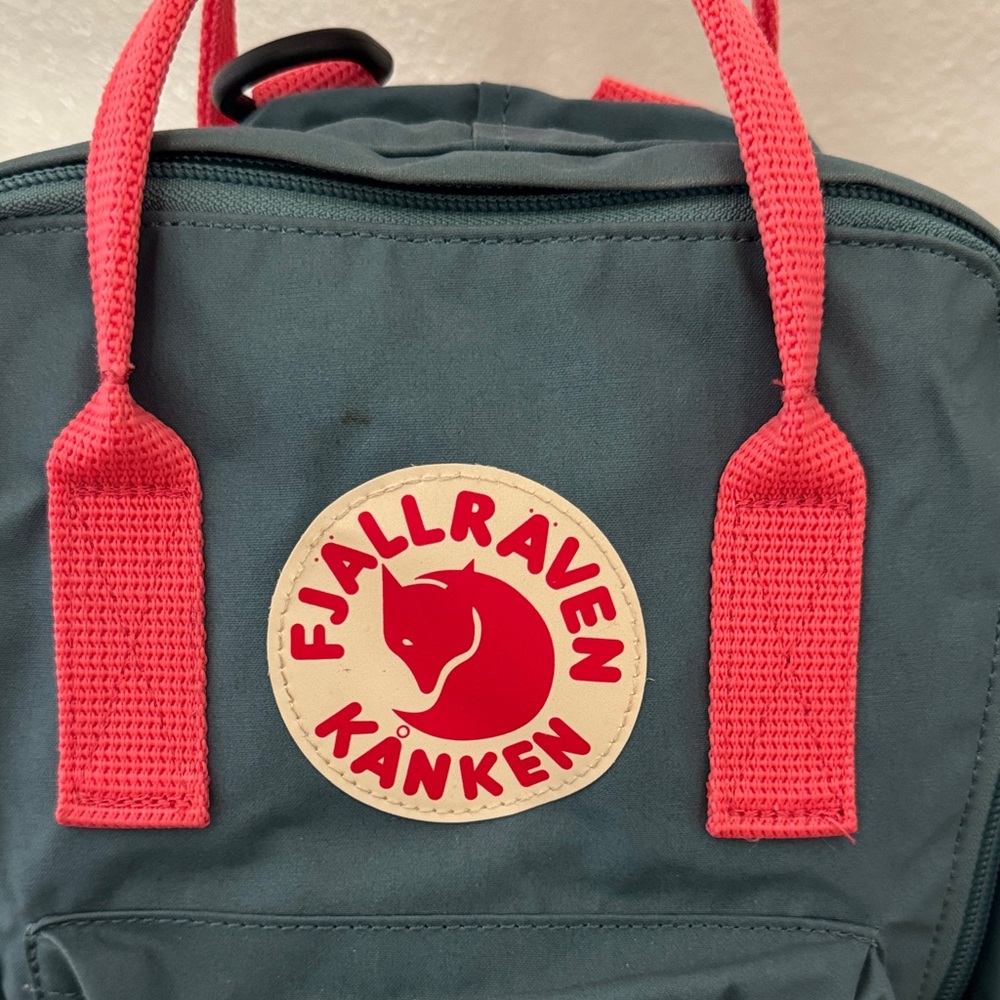 Fjallraven Kånken Backpack in Teal and Coral - Picture 2 of 7